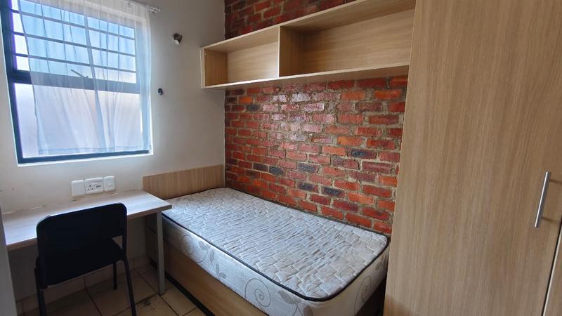 To Let 2 Bedroom Property for Rent in Die Bult North West